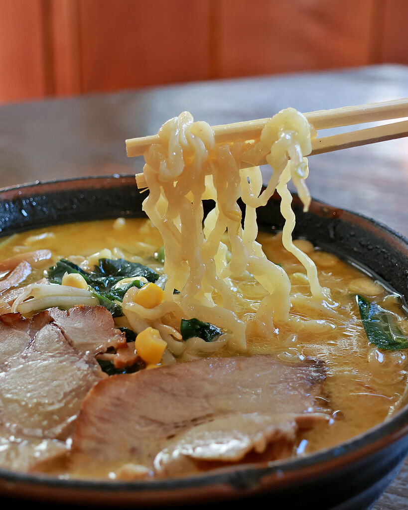 カレー＆ミルク味噌ラーメン 1,000円
