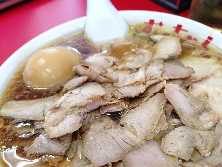 【鹿沼市】薄切りチャーシューがうつわにたっぷり♪魅惑のラーメン（むーちゃんラーメン 鹿沼店）