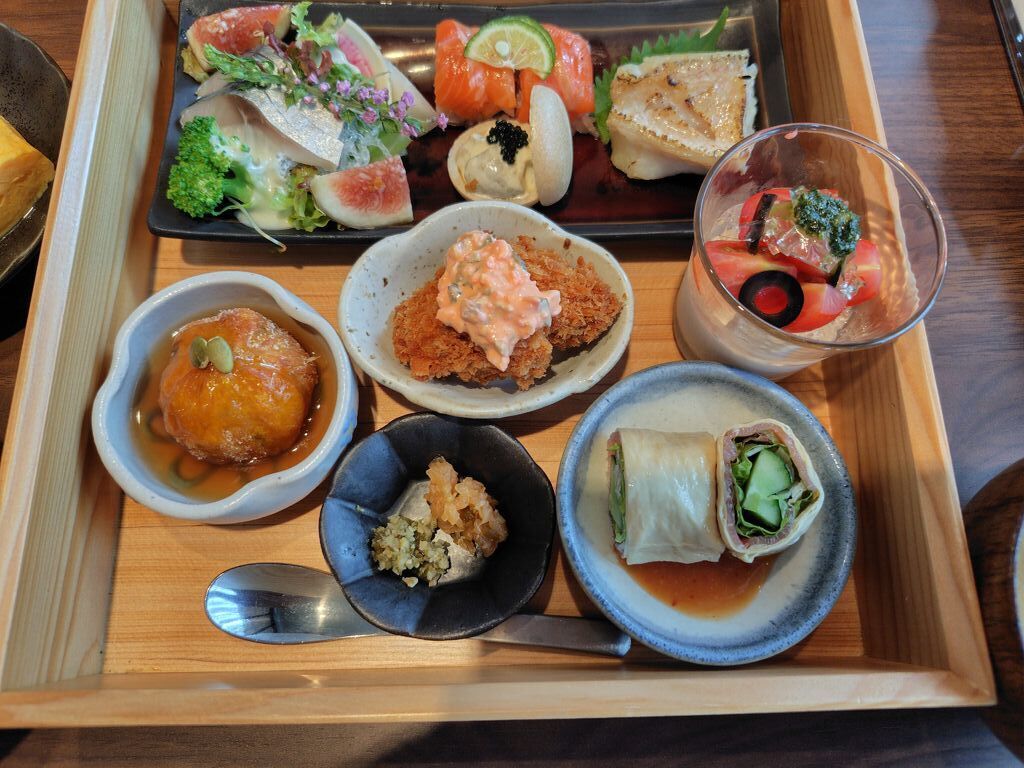 【壬生町】工夫が光る、華やかおばんざいランチ♪（ M's cafe 京都伏見）