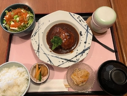 ランチにお伺い...
