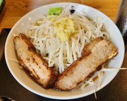 本日（2025...