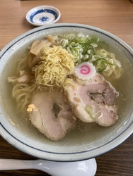 4人でランチ訪...