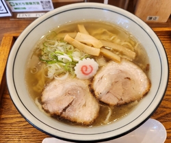 昨日(2025...