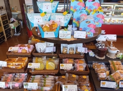 店内に入ると、...