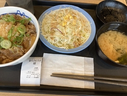 牛丼チェーン店...