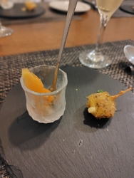 前にランチで行...