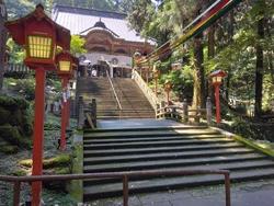 【奥の院】に、...