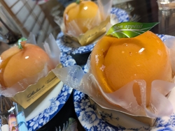 お盆の手土産を...