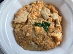 お昼ご飯になか...