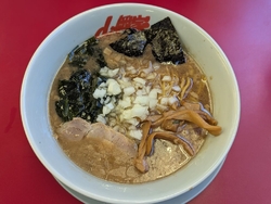 濃厚なラーメン...