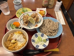 隣の病院で人間...