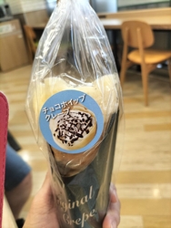 お買い物に行く...