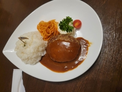 夜に行きました...