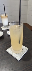 すぐ近くでラン...