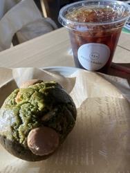 何も考えずフラ...