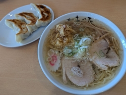 「麺や...