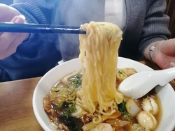 お昼には早いけ...