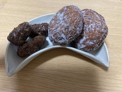 今回はお土産の...