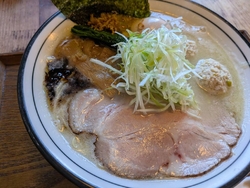 前回悩んでやめ...