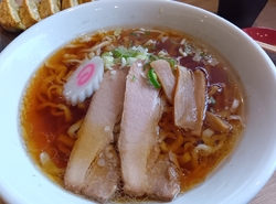 味噌ラーメンで...