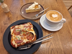 ゆったりと本が...