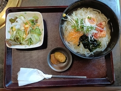 こちらでまだ食...