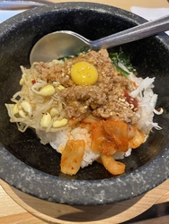 4人でランチ訪...