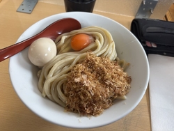 お昼に村岡屋本...
