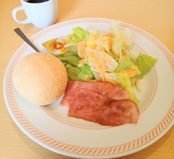 モーニングに利...