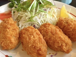 お昼に、ランチ...