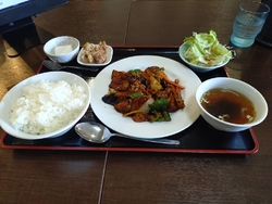 本日、昼にお邪...