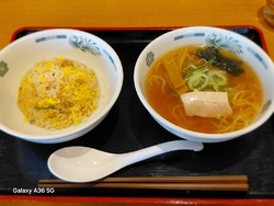 遅いお昼をいた...