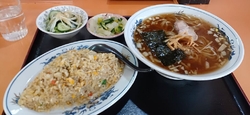 初めて食べに来...