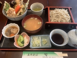 平日の昼どきに...