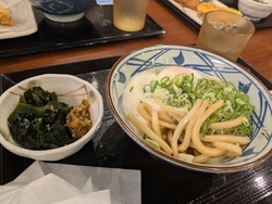 店内飲食とテイ...