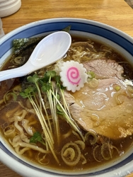 映画を見に行く...