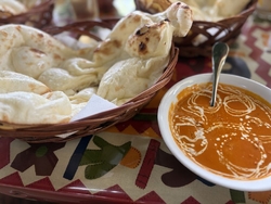 バターチキンを...