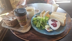 昨日に引き続き...