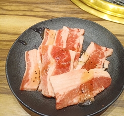 焼肉を食べに行...
