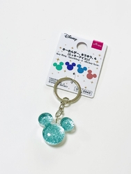 車の鍵につけて...