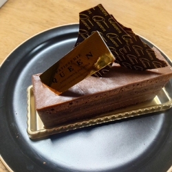 美味しいケーキ...