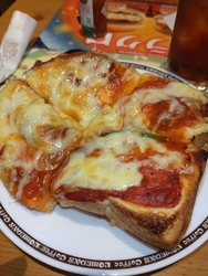 たっぷり卵とピ...