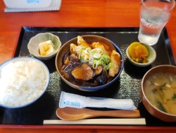お昼をいただき...