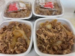 「秋の牛丼フェ...