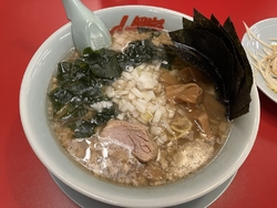 早めの朝ご飯を...