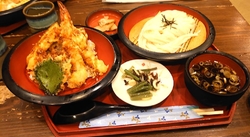 眞壁屋さんで、...