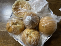 お昼に食べるパ...