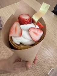 この店に月2は...