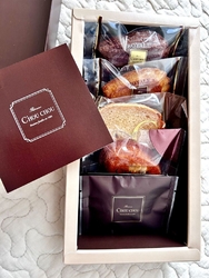 友達から焼き菓...