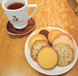 閉店セールに伺...